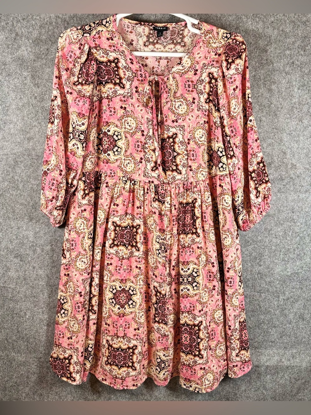 Torrid Size 1 Pink Medallion Print Babydoll Dress
